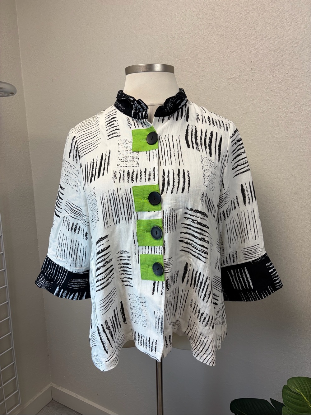 Ali Miles Black and White Brushstroke Print Shacket